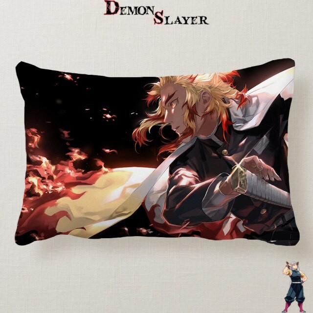 Coussin Demon Slayer Rengoku en pleine attaque