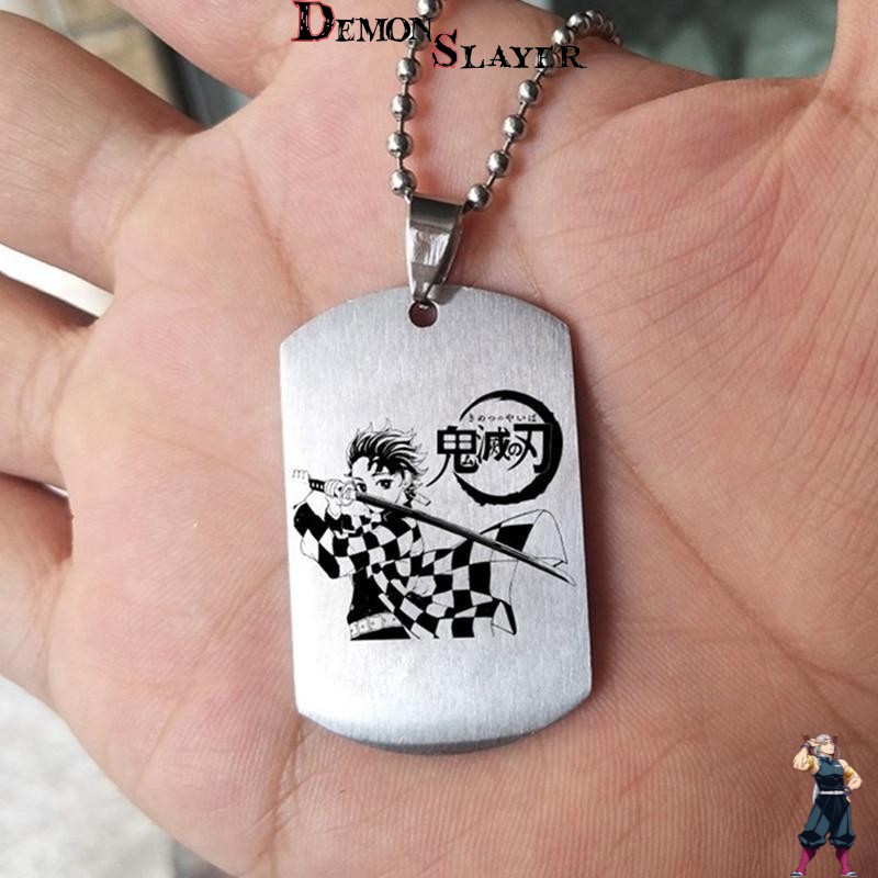 Collier Demon Slayer avec logo de la série